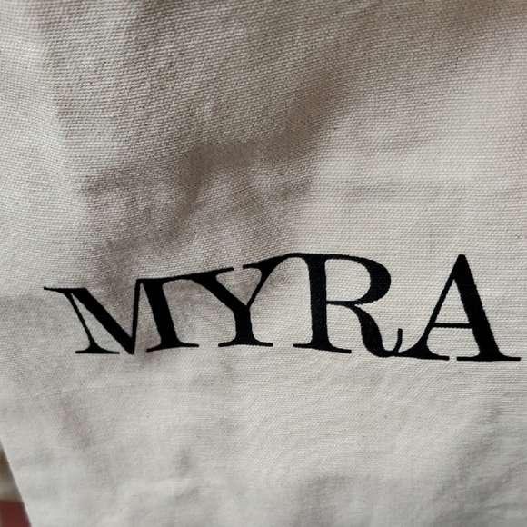 Two Myra Bag Cream Tote with Inspirational Print ( Shoe Bags) - Picture 3 of 7